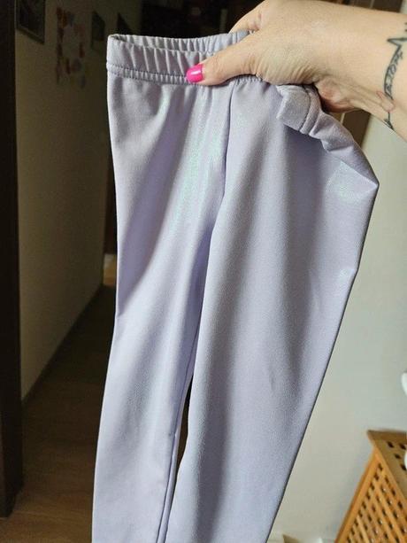 Legíny, vel. 104, gate,104