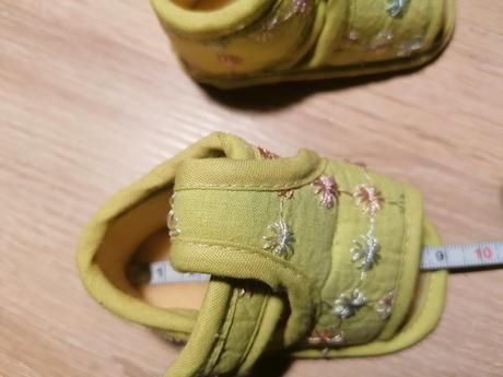 Capáčky - sandálky, <17