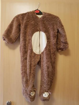 Nádherný overal značky f&f. velikost 9-12měsíců., f&f,74