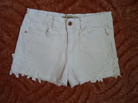 Bílé kraťasy kraťásky šortky s krajkou, denim co,158