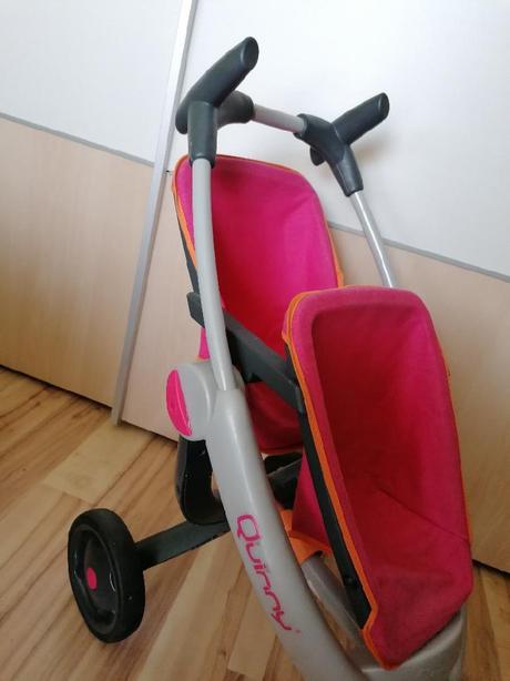 Kočárek po panenky, 