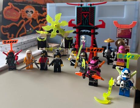 Lego ninjago 71708 hráčská burza,