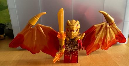 Lego ninjago 892291 zlatý dračí kai,