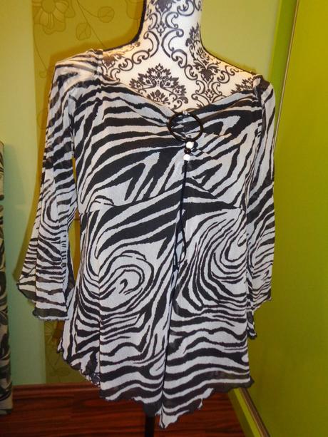 Luxusní zebrovaný top, clockhouse,50