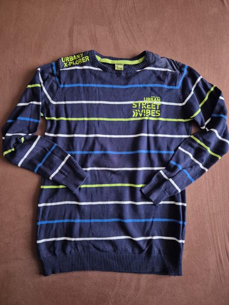 Chlapecký svetr yfk vel. 158/164, 158