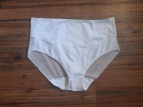 Bílé stahovací kalhotky s průhlednou části s, s