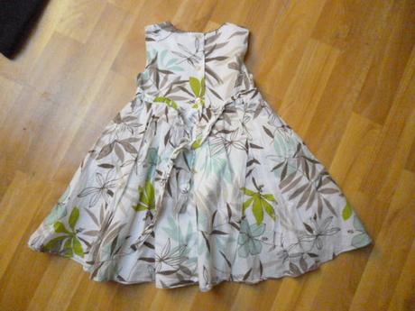 Kytkaté šaty vel. 2-3 m-co, m&co,98