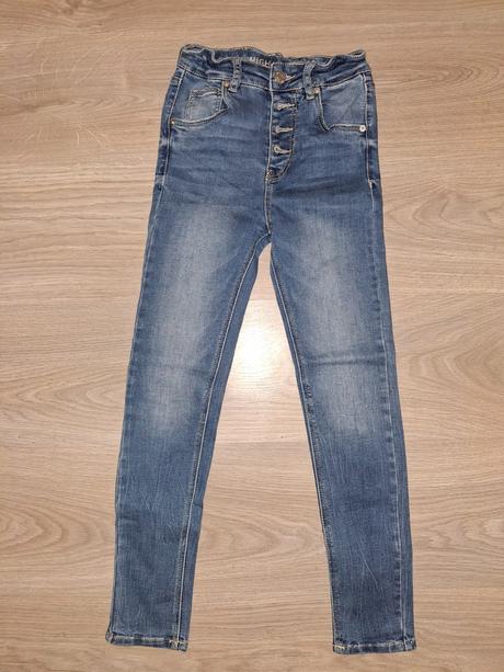 Džíny kik, kik,134