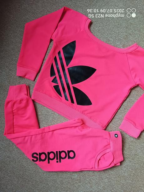 Souprava neonová vel."140-146", adidas,140