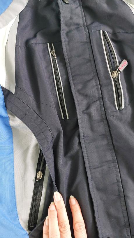 Zimní bundy vel. 134/140, 140