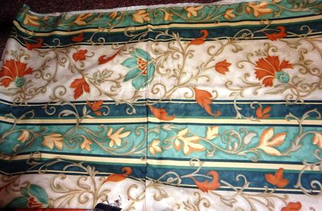 Bavlna zámecká zelená s lísty 208x 170+53x280,