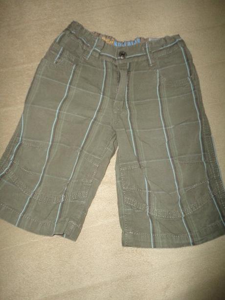 Pohodlné kraťasy z c+a, vel. 98 s regulací pasu, c&a,98