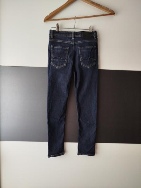 Džíny skinny zn. 883 police vel.134, 134