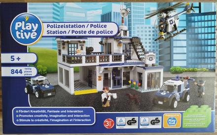 Stavebnice playtive "lego"- policejní stanice,
