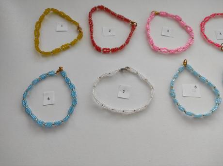 Korálkové náramky, 