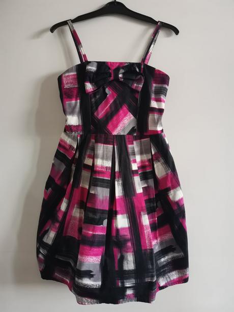 Šaty dívčí šaty vel. 128 / 134, 128