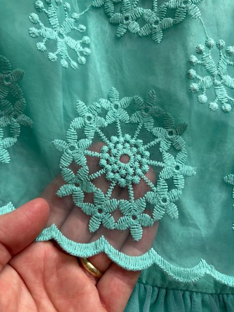 Ob/ šaty tyrkysový- v.7/8 let, 128