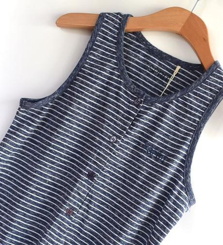 Tílko vel. 164, esprit,164