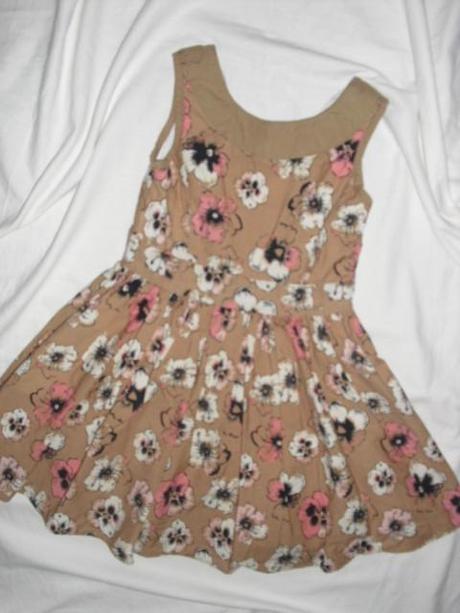 Krásné maceškové šaty - i jako slavnostní, girl2girl,98