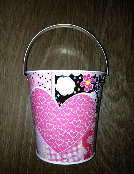 Plechový kyblíček,