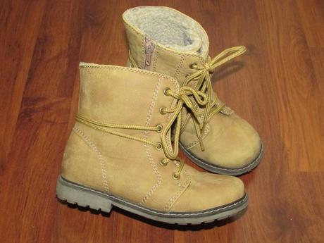 Kotníkové boty, 28