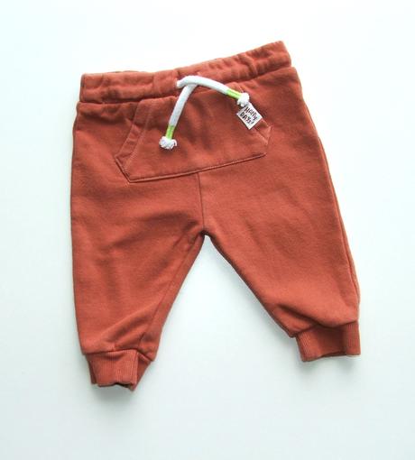 J596 tepláky vně počesané vel. 62, f&f,62