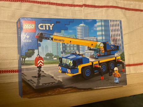 Lego city set 60324,