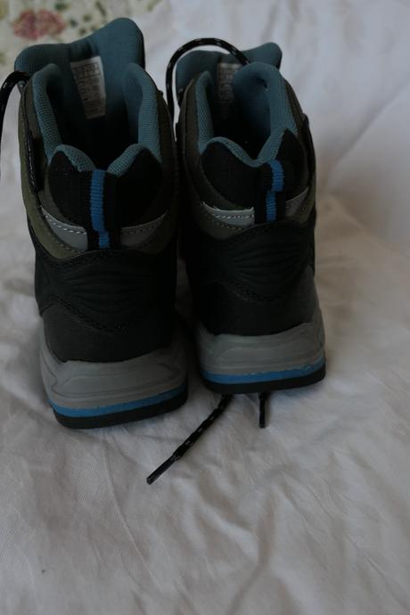 Voděodolné trekové boty top stav, 38