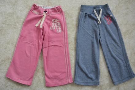 Dvoje tepláky, next,98