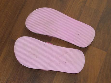 Žabky, nazouváky, 35