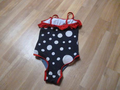 Puntíkaté plavky 4-5, 110