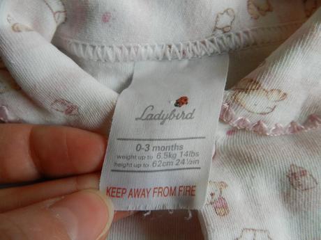 Overal s medvídky, ladybird,62