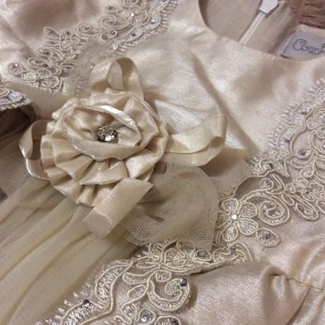 Slavnostní princeznovské šaty, 92