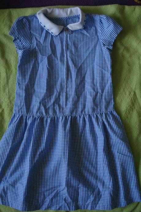 Dívčí šatičky, 116