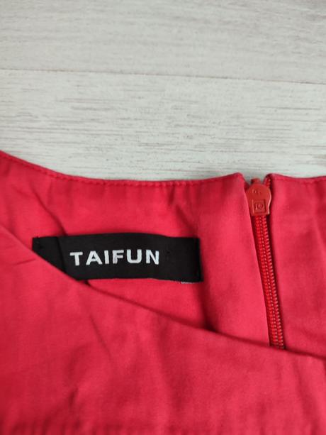 Šaty taifun, velikost 34, 34