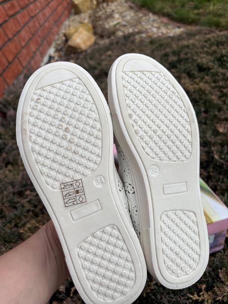 Bílé balerínky 34 top stav, camo,34