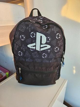 Batoh playstation, h&m