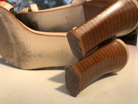 Arnaldo toscani 37 bezove sandaly na podpadku, 37