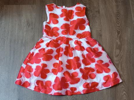 Dívčí letní květované šaty,zn.c&a, vel.110, c&a,104