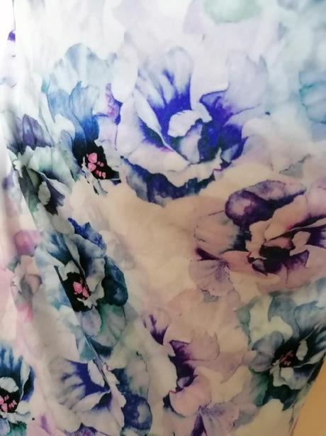 Šaty s květy, miss selfridge,36