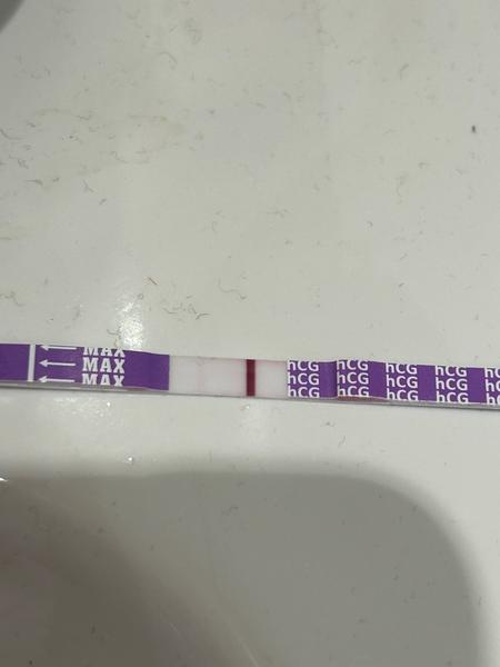 Výsledek těhotenského testu Clearblue. Mám tomu věřit?