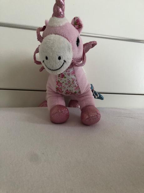 Plysovy jednorozci ruzovy a fialovy,