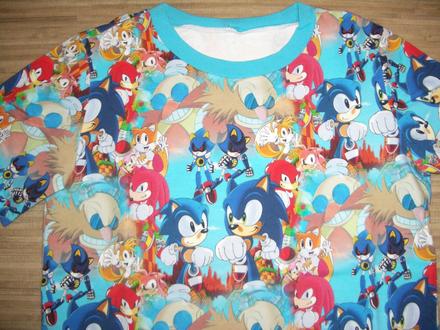 Nové pouze vyprané tričko sonic vel.140/146, 140