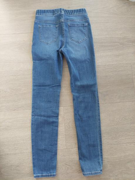 Džegíny vel. 134, h&m,134