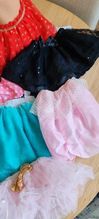 Mix sukní 2-3 roky,