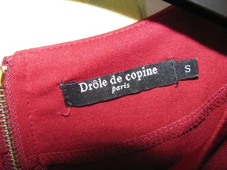 Vínové společenské elegantní pouzdrové šaty, s