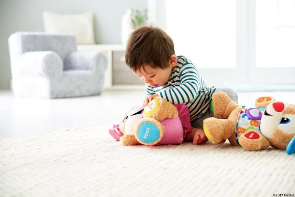 Sněží a sněží....Máte rádi zimní procházky s vašimi dětmi?