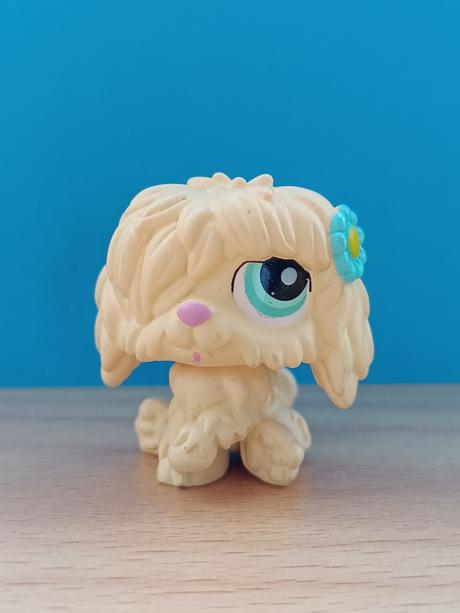 Lps pejsek s kytičkou,