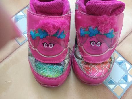 Boty troll, 27