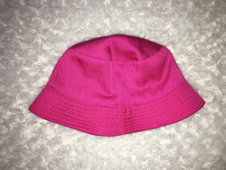 Letní klobouček sanrio, sanrio,110